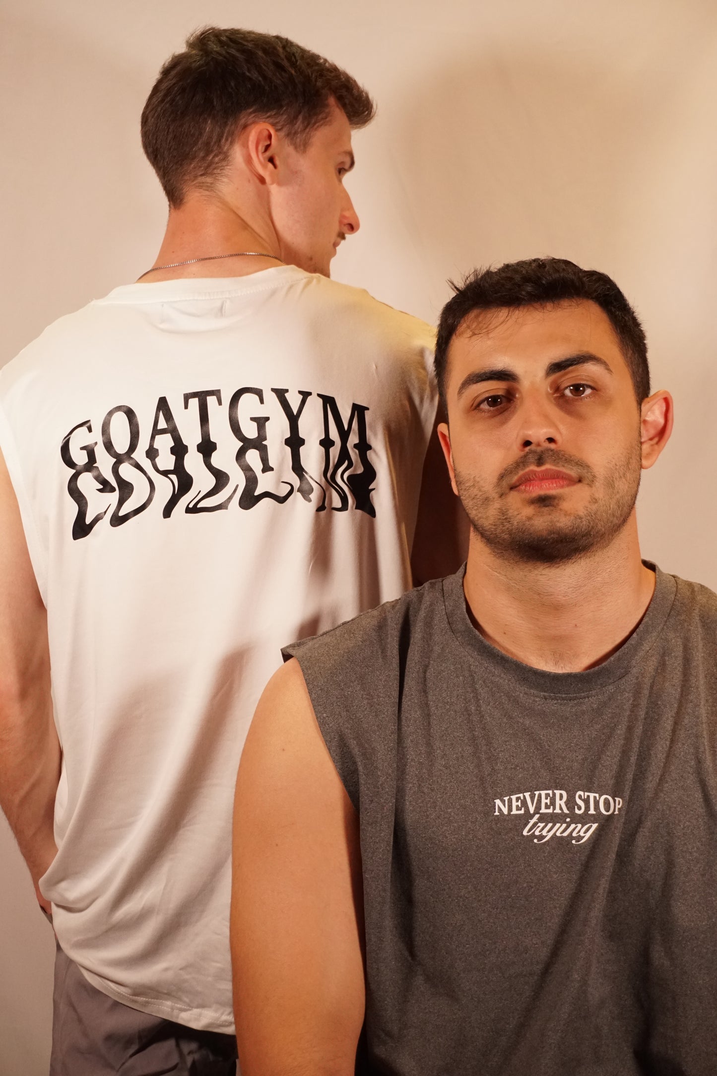 Camiseta sin mangas gris Never stop trying